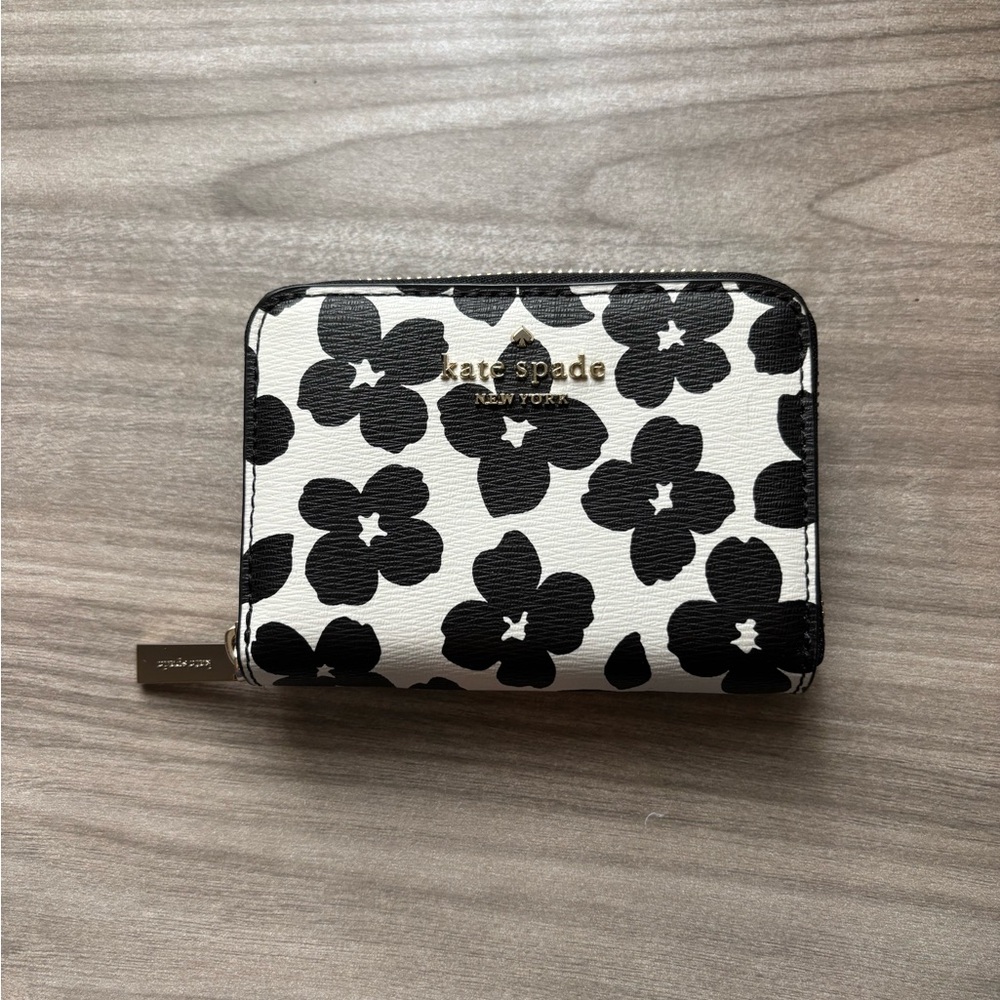 Kate Spade Black and White Floral Wallet